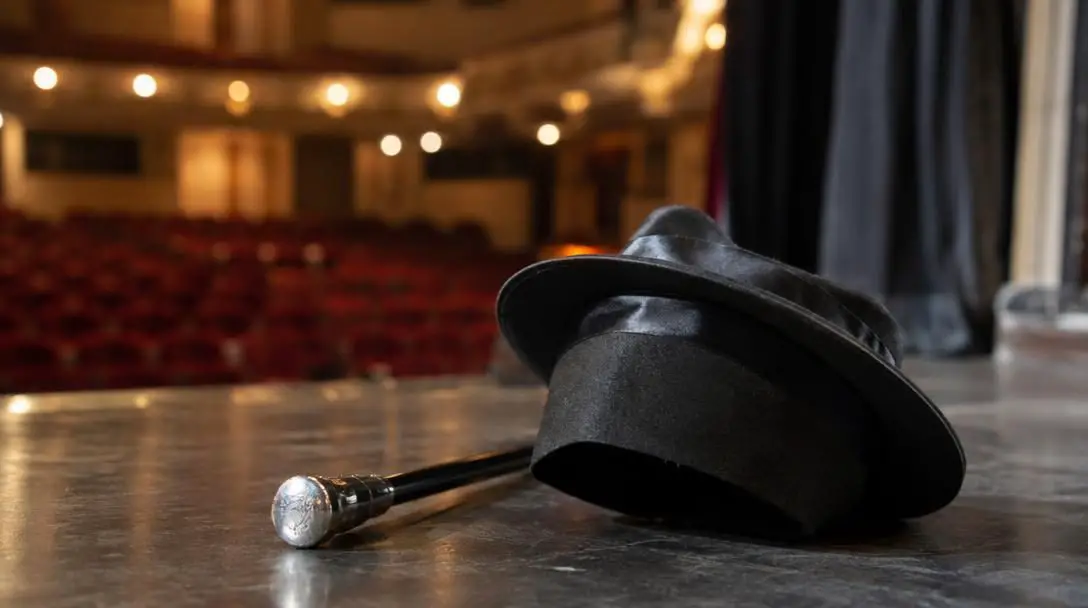 5 Celebrities Who Flopped On Broadway And The West End