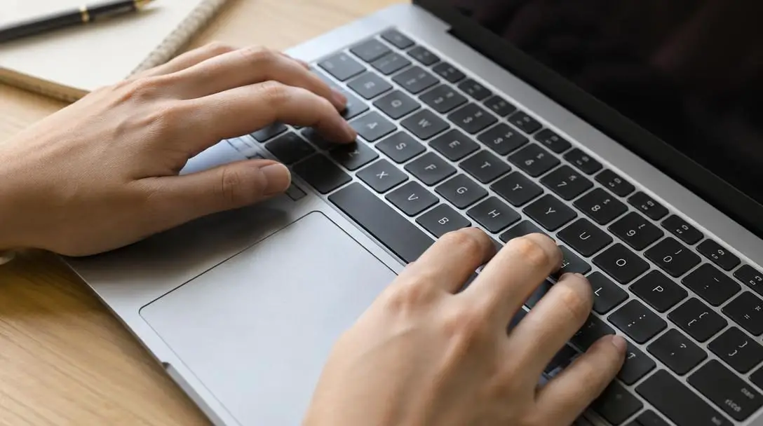 5 Reasons To Learn To Type Properly