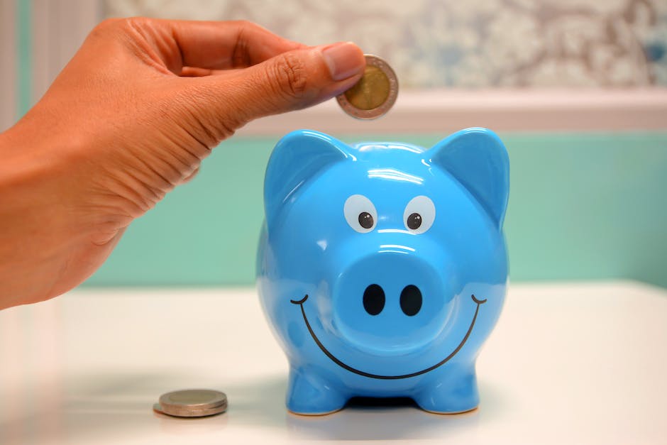 Image of a person holding a coin in one hand and a dollar bill in the other, demonstrating the stability of stablecoins compared to traditional currency and cryptocurrencies.